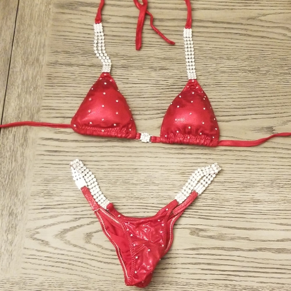 CJ's Elite Competition Bikini IFBB NPC WBFF